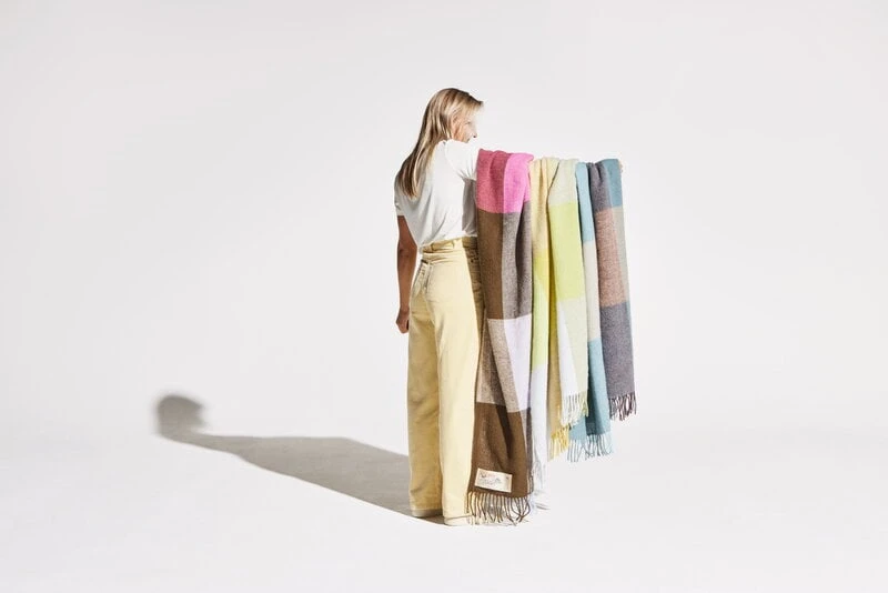 Fatboy Colour Blend Blanket, Mineral 6 Fatboy Colour Blend Blanket, Mineral - Image 4