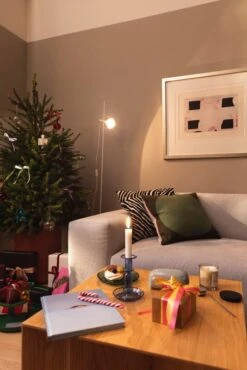 Røros Tweed Åsmund Bold Cushion, 50 X 50 Cm, Pink - Green 11 Røros Tweed Åsmund Bold Cushion, 50 X 50 Cm, Pink - Green -Fine Home Textiles Store 2021 09 30 FDS Valmiit VVV 32 1