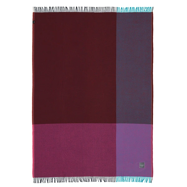 Vitra Colour Block Blanket, Blue - Bordeaux 6 Vitra Colour Block Blanket, Blue - Bordeaux - Image 4