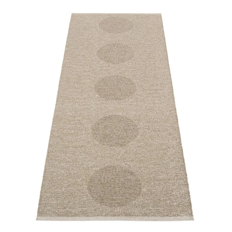 Pappelina Vera 2.0 Rug, 70 X 200 Cm, Dark Linen 4 Pappelina Vera 2.0 Rug, 70 X 200 Cm, Dark Linen - Image 2