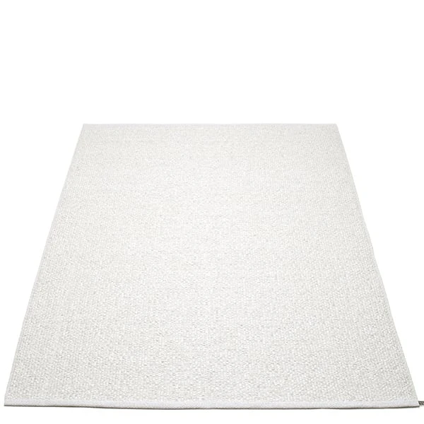 Pappelina Svea Rug, 140 X 220 Cm, White Metallic 3 Pappelina Svea Rug, 140 X 220 Cm, White Metallic