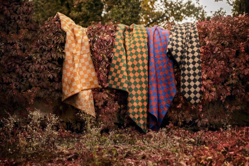 Anno Arkiivi Throw, 130 X 180 Cm, Beige - Orange 5 Anno Arkiivi Throw, 130 X 180 Cm, Beige - Orange - Image 3