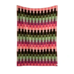 Røros Tweed Åsmund Bold Throw, 200 X 135 Cm, Pink - Green