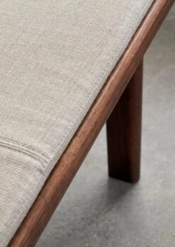 Carl Hansen & Søn BM0700 Seat Cushion, Crisp 4115 11 Carl Hansen & Søn BM0700 Seat Cushion, Crisp 4115 -Fine Home Textiles Store BM0699 BM0700 eucalyptus darkoil CUBM0699 crisp4115 detail 1