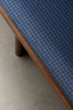 Carl Hansen & Søn BM0699 Seat Cushion, Recheck 0875 -Fine Home Textiles Store BM0699 BM0700 eucalyptus darkoil CUBM0699 recheck0875 detail v2 1