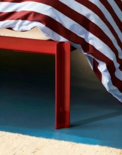 HAY Été Duvet Cover, Bordeaux - Sky Blue 12 HAY Été Duvet Cover, Bordeaux - Sky Blue -Fine Home Textiles Store Connect Bed maroon red