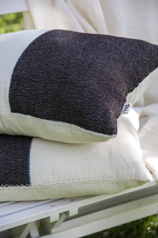 Tikau Block Cushion, 45 X 60 Cm, Blue - Black 6 Tikau Block Cushion, 45 X 60 Cm, Blue - Black - Image 4