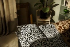 Iittala OTC Cheetah Blanket, Brown 12 Iittala OTC Cheetah Blanket, Brown -Fine Home Textiles Store Iittala 2021 OTC Bedlinen Blanket cheetah Birds by Toikka