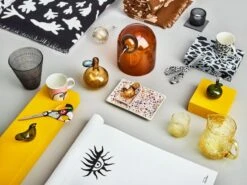 Iittala OTC Cheetah Blanket, Black - White 11 Iittala OTC Cheetah Blanket, Black - White -Fine Home Textiles Store Iittala 2021 Oiva Toikka Collection 07