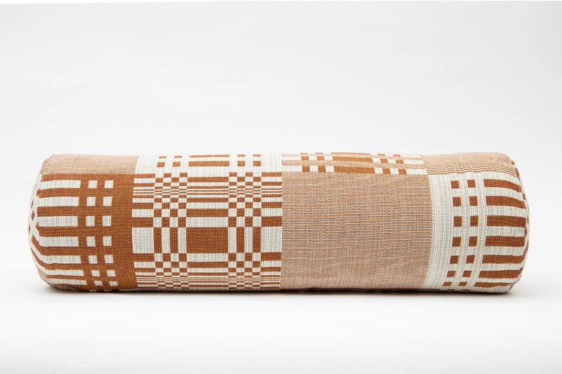 Johanna Gullichsen Tilkku Tube Cushion, Brick 5 Johanna Gullichsen Tilkku Tube Cushion, Brick - Image 3