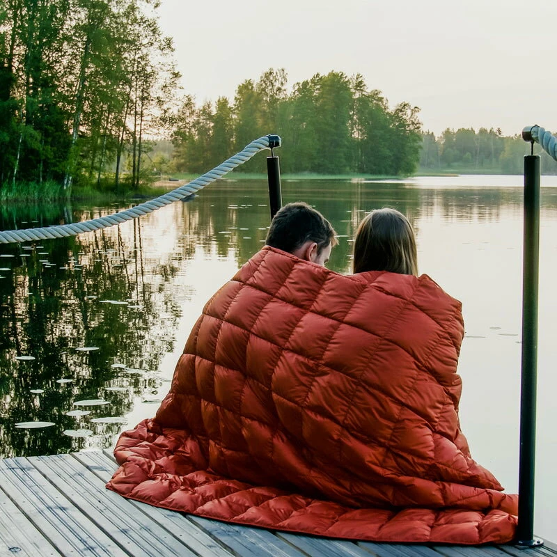 Joutsen Kulkuri Down Blanket, 130 X 190 Cm, Burnt Orange 4 Joutsen Kulkuri Down Blanket, 130 X 190 Cm, Burnt Orange - Image 2