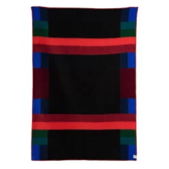 Røros Tweed Mikkel Throw, 135 X 200 Cm, Dark 6 Røros Tweed Mikkel Throw, 135 X 200 Cm, Dark -Fine Home Textiles Store MIKKEL THROW DARK 3751 BACK