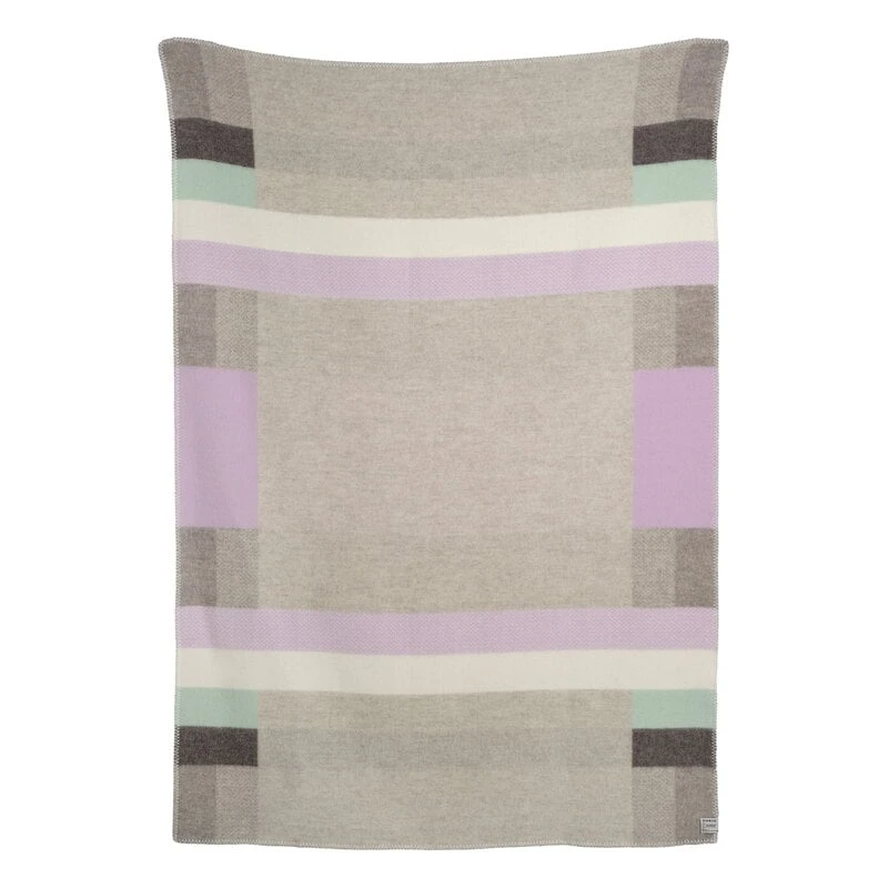 Røros Tweed Mikkel Throw, 135 X 200 Cm, Grey 4 Røros Tweed Mikkel Throw, 135 X 200 Cm, Grey - Image 2