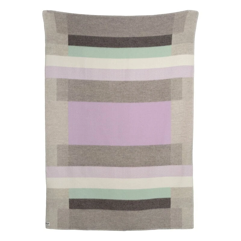 Røros Tweed Mikkel Throw, 135 X 200 Cm, Grey 5 Røros Tweed Mikkel Throw, 135 X 200 Cm, Grey - Image 3