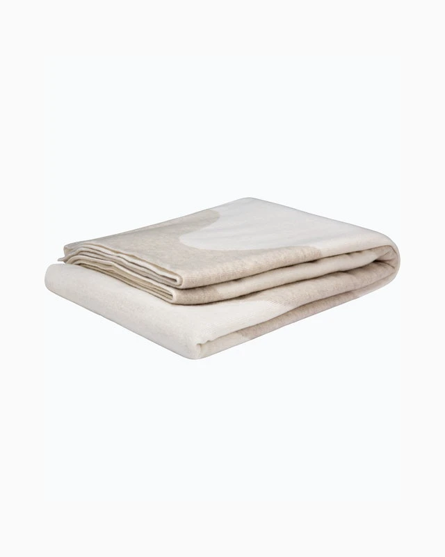 Marimekko Lokki Blanket, White - Beige 4 Marimekko Lokki Blanket, White - Beige - Image 2