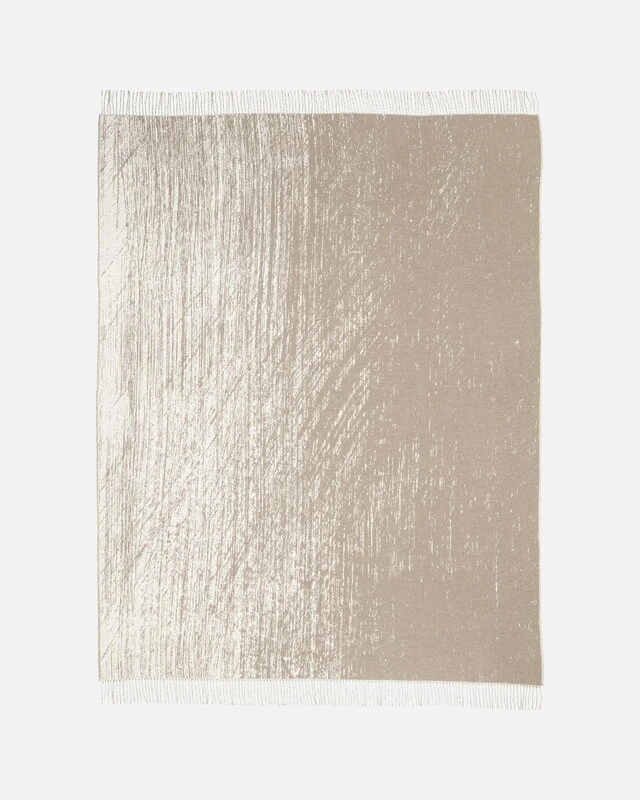 Marimekko Kuiskaus Blanket, Grey - Off White 4 Marimekko Kuiskaus Blanket, Grey - Off White - Image 2