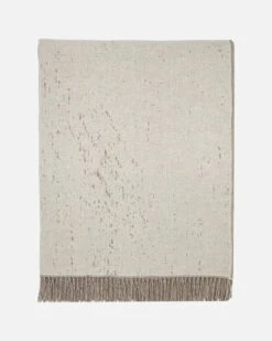 Marimekko Kuiskaus Blanket, Grey - Off White 10 Marimekko Kuiskaus Blanket, Grey - Off White -Fine Home Textiles Store MM 224 kuiskaus blanket 130x170cm 071948 910 FR2