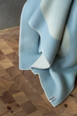 Røros Tweed Moon Throw, 135 X 200 Cm, Crescent Blue 12 Røros Tweed Moon Throw, 135 X 200 Cm, Crescent Blue -Fine Home Textiles Store MOON 5901 Crescent blue