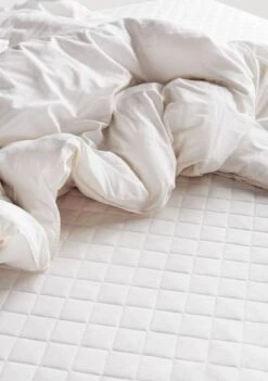 Matri Saara Double Duvet Cover, Cream -Fine Home Textiles Store Matri Looks 2017 8986 WEB 1