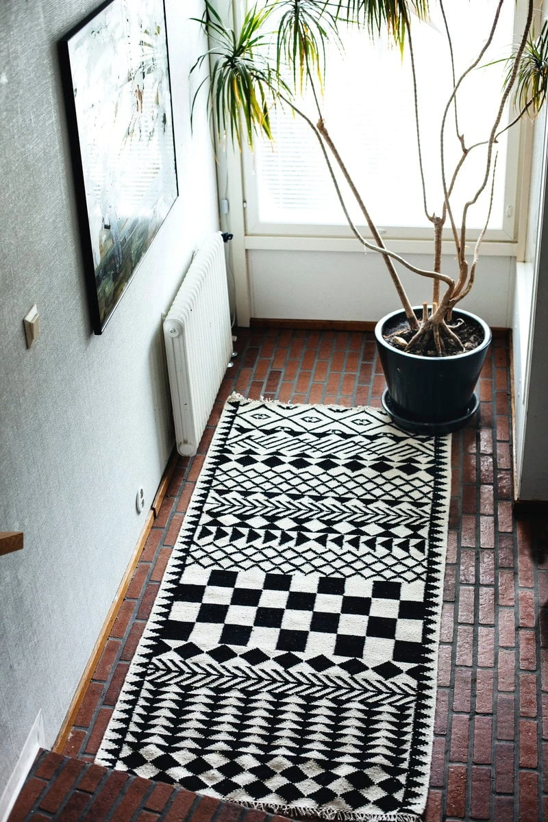 MUM's Mum's Loves Africa Rug, 90 X 200 Cm 5 MUM's Mum's Loves Africa Rug, 90 X 200 Cm - Image 3