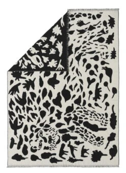 Iittala OTC Cheetah Blanket, Black - White 10 Iittala OTC Cheetah Blanket, Black - White -Fine Home Textiles Store OTC blanket 180x130cm cheetah black white 2