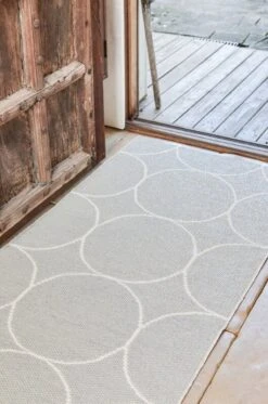 Pappelina Boo Rug 70 X 100 Cm, Linen - Vanilla 13 Pappelina Boo Rug 70 X 100 Cm, Linen - Vanilla -Fine Home Textiles Store Pappelina BOO LINEN VANILLA 2