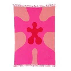 Raawii Teenagers From Mars Blanket, Red - Pink - White 11 Raawii Teenagers From Mars Blanket, Red - Pink - White -Fine Home Textiles Store RW 5713865003134 2 role