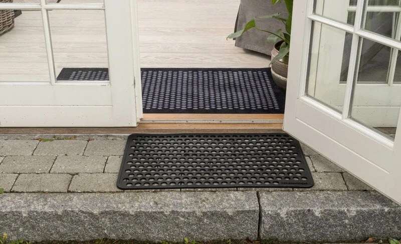Tica Copenhagen Dot Doormat, 45 X 75 Cm, Black 7 Tica Copenhagen Dot Doormat, 45 X 75 Cm, Black - Image 5