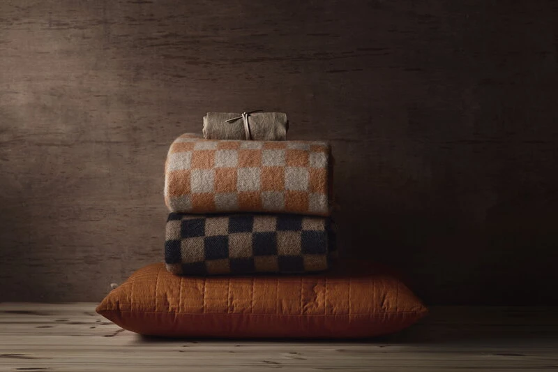 Anno Arkiivi Throw, 130 X 180 Cm, Beige - Orange 4 Anno Arkiivi Throw, 130 X 180 Cm, Beige - Orange - Image 2