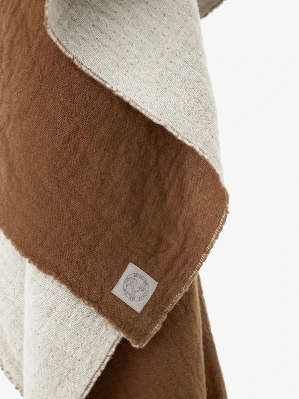 &Tradition Collect SC34 Wool Blanket, 130 X 180 Cm, Cloud - Amber 4 &Tradition Collect SC34 Wool Blanket, 130 X 180 Cm, Cloud - Amber - Image 2