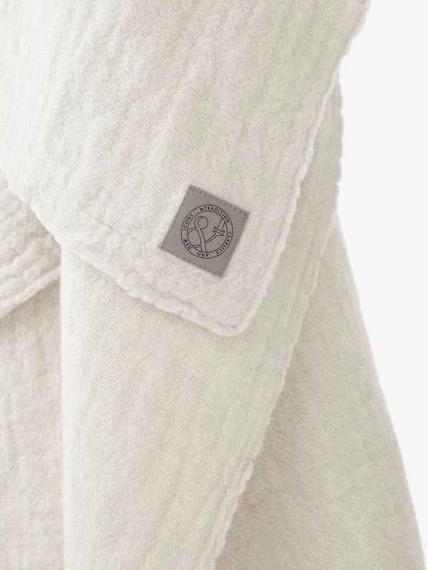 &Tradition Collect SC34 Wool Blanket, 130 X 180 Cm, Cloud - Milk 4 &Tradition Collect SC34 Wool Blanket, 130 X 180 Cm, Cloud - Milk - Image 2