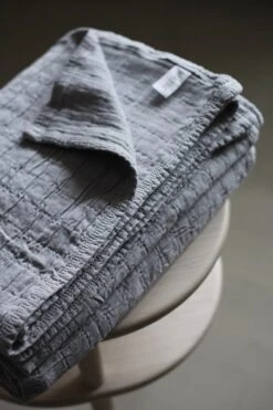 Matri Aava Bed Cover, 160 X 260 Cm, Dark Grey 13 Matri Aava Bed Cover, 160 X 260 Cm, Dark Grey -Fine Home Textiles Store aava harmaa