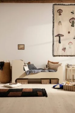 Ferm LIVING Mara Knotted Rug, S, Black - Chocolate -Fine Home Textiles Store fermLIVING AW21 SillJuniorBed ForestTapestryBlanket MaraKnottedRug image