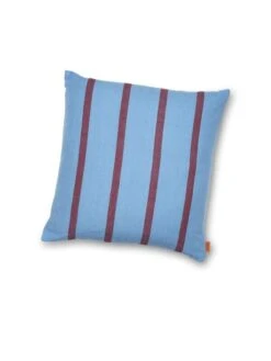 Ferm LIVING Grand Cushion, 50 X 50 Cm, Faded Blue - Burgundy 7 Ferm LIVING Grand Cushion, 50 X 50 Cm, Faded Blue - Burgundy -Fine Home Textiles Store fermLIVING GrandCushion FadedBlueBurgundy pack 2