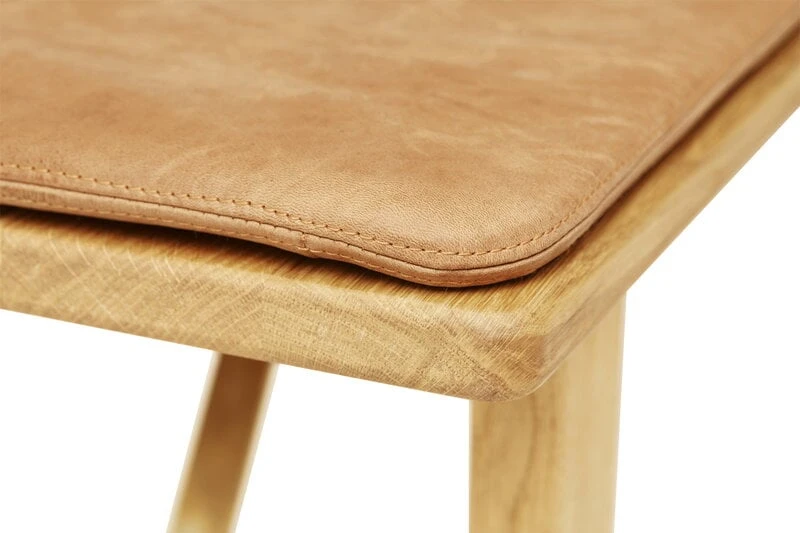 Form & Refine Position Cushion 155, Natural Leather 5 Form & Refine Position Cushion 155, Natural Leather - Image 3
