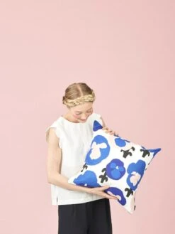Kauniste Orvokki Cushion Cover, Blue 6 Kauniste Orvokki Cushion Cover, Blue -Fine Home Textiles Store kauniste pressphoto 2017ss print007