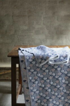 Lapuan Kankurit Tulppaani Blanket, 130 X 180 Cm, Rose - Blue 11 Lapuan Kankurit Tulppaani Blanket, 130 X 180 Cm, Rose - Blue -Fine Home Textiles Store lapuan kankurit tulppaani rosa