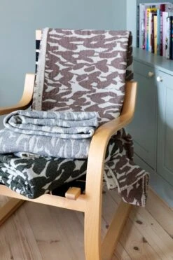 Lapuan Kankurit Jäkälä Blanket, White - Green 7 Lapuan Kankurit Jäkälä Blanket, White - Green -Fine Home Textiles Store lapuankankurit jakala blankets 0 2