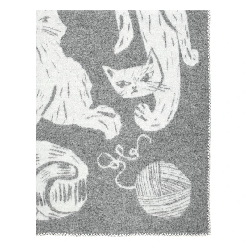 Lapuan Kankurit Kissanpäivät Blanket, Grey - White 3 Lapuan Kankurit Kissanpäivät Blanket, Grey - White