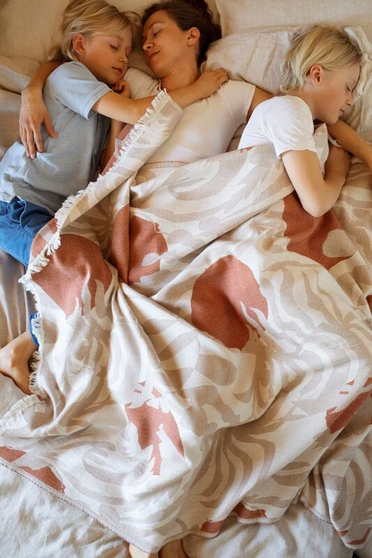 Lapuan Kankurit Kuutamo Blanket, Beige - Cinnamon 7 Lapuan Kankurit Kuutamo Blanket, Beige - Cinnamon - Image 5