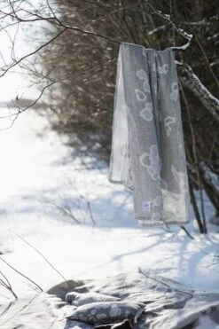 Lapuan Kankurit Saimaannorppa Blanket -Fine Home Textiles Store lapuankankurit saimaannorppa series 3