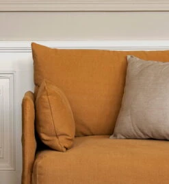 MENU Mimoides Pillow, 40 X 40 Cm, Ochre -Fine Home Textiles Store sisustuskuva Mimoides Pillow Birch Ochra VS